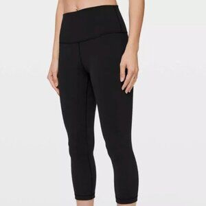 NWT Lululemon Wn's Size 4 Wunder Under Crop Hi-Rise Black Retail $98